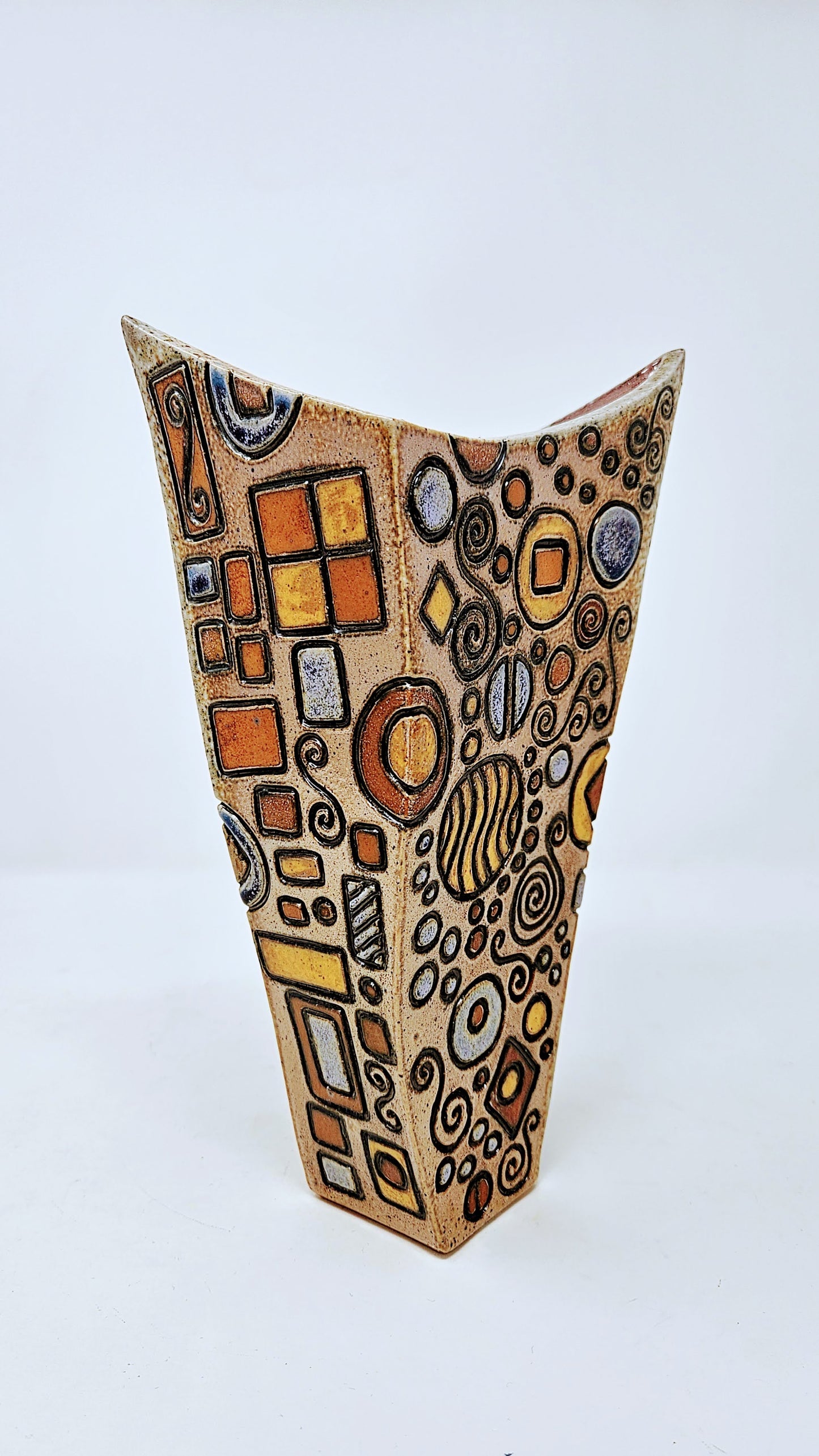 Vase No. 07