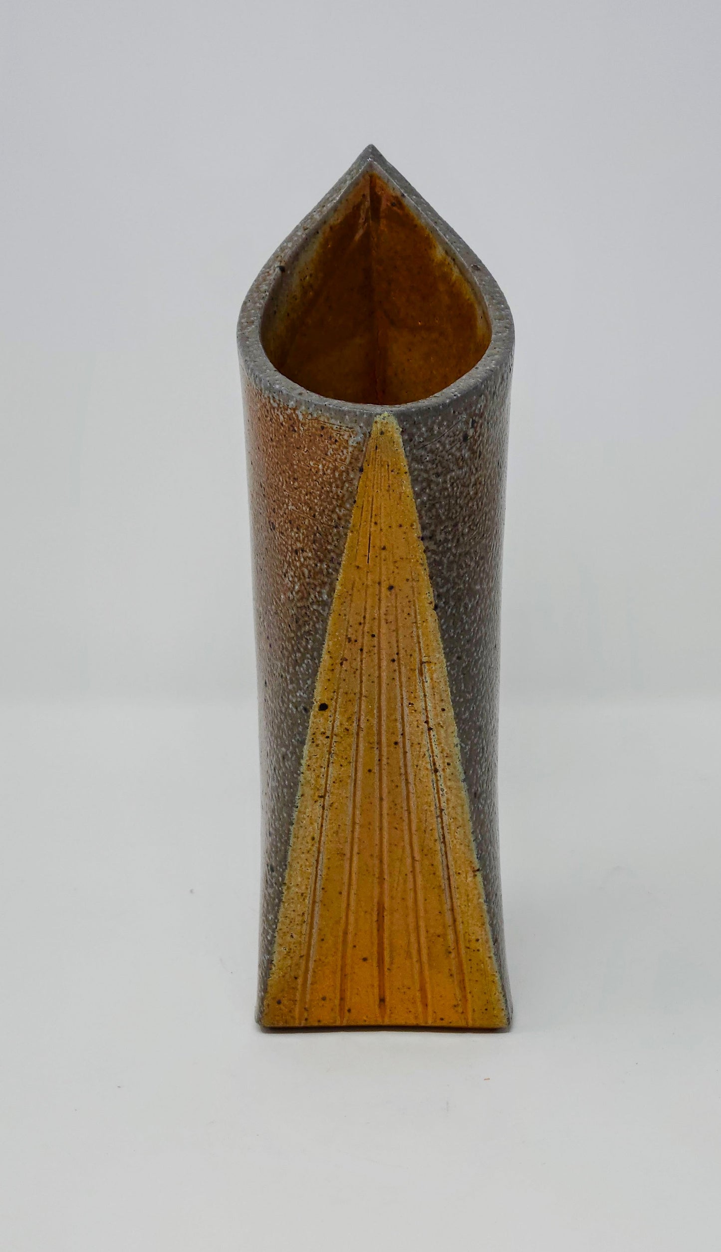 Vase No. 16